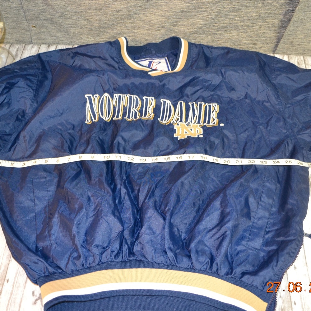 Size XL Vintage Notre Dame Pullover - Picture 7 of 8